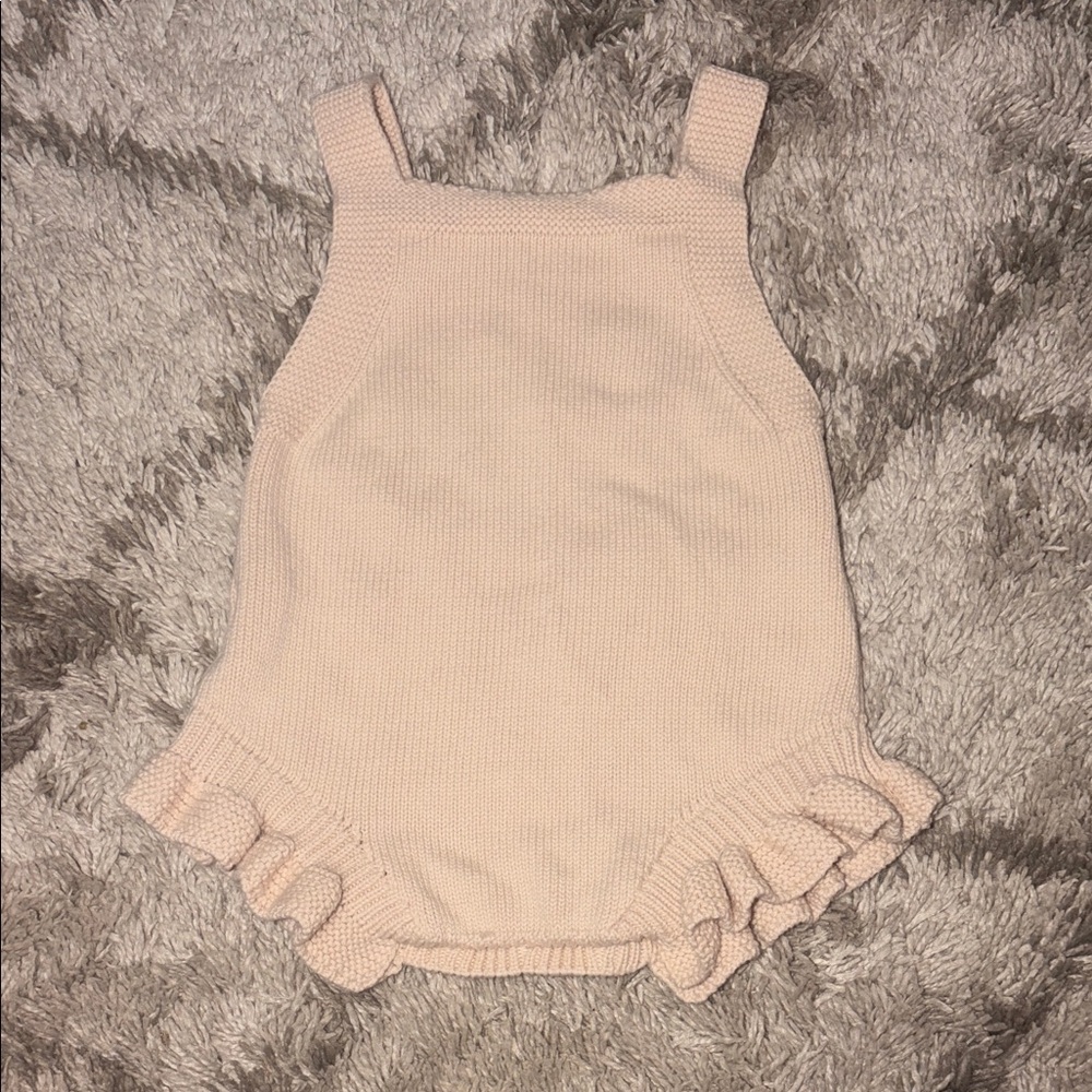 Cute Strawberry and Daisy Knit Baby Romper - Picture 2 of 2
